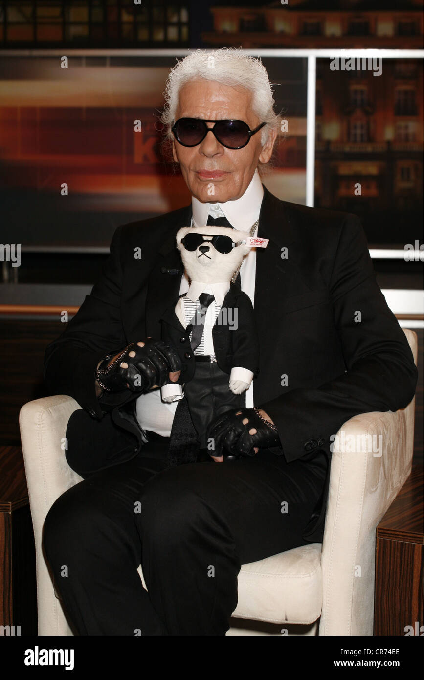 Designer karl lagerfeld hi-res stock photography and images - Alamy