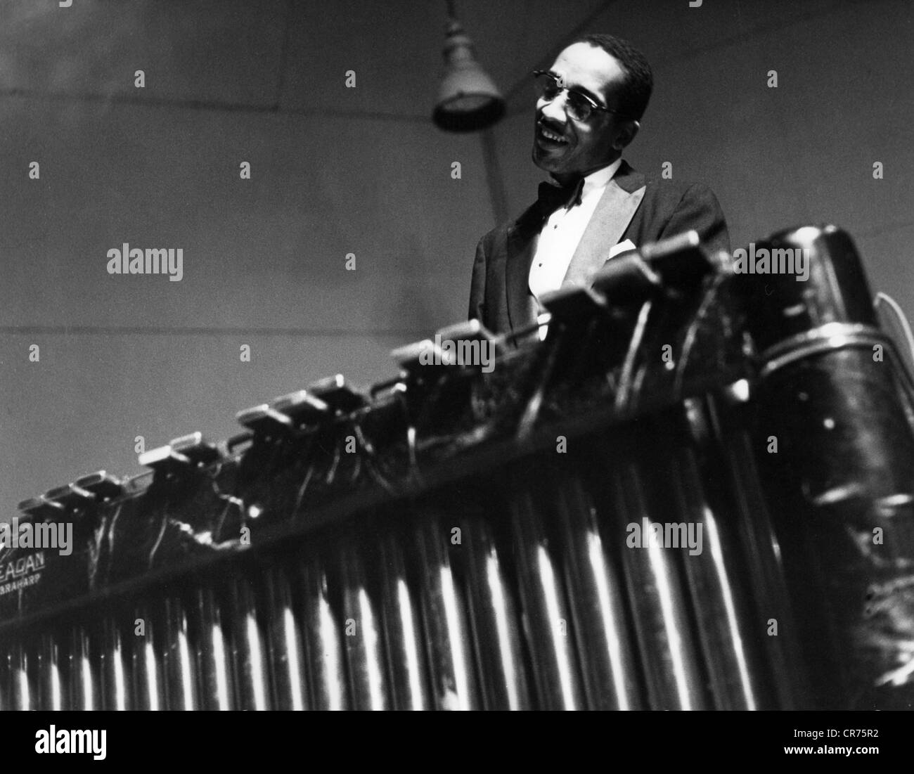 Modern Jazz Quartett, the, American jazz band, member: Milt Jackson, playing vibraphone, 1955, Stock Photo
