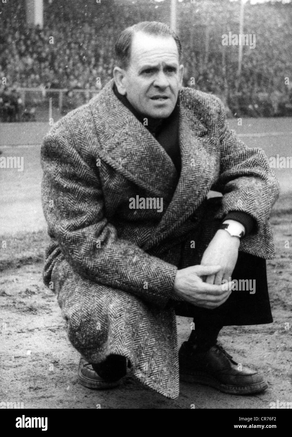 Herberger, Josef 'Sepp', 28.3.1897 - 28.4.1977, German footballer, Head Coach of the German National Football Team 1950 - 1964, full length, 1960s, , Stock Photo