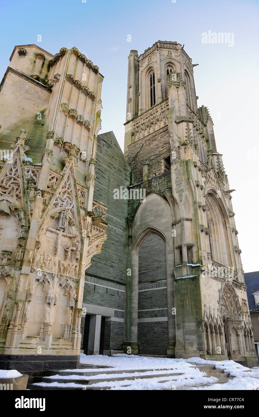 France, Manche, Cotentin, Saint Lo, Notre Dame Church bombarded in 1944 Stock Photo