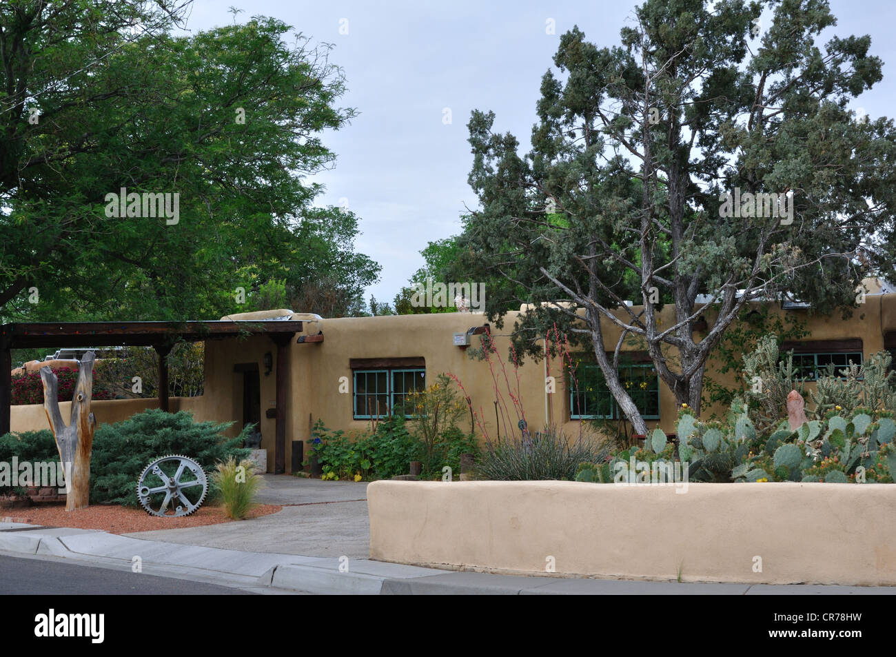 Adobe style house, Albuquerque, New Mexico, USA Stock Photo Alamy