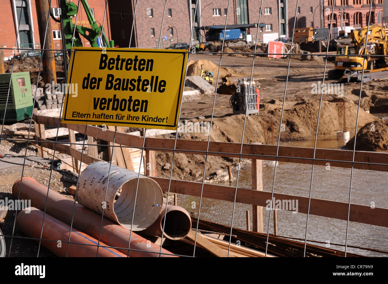 Large outdoor sign hi-res stock photography and images - Alamy