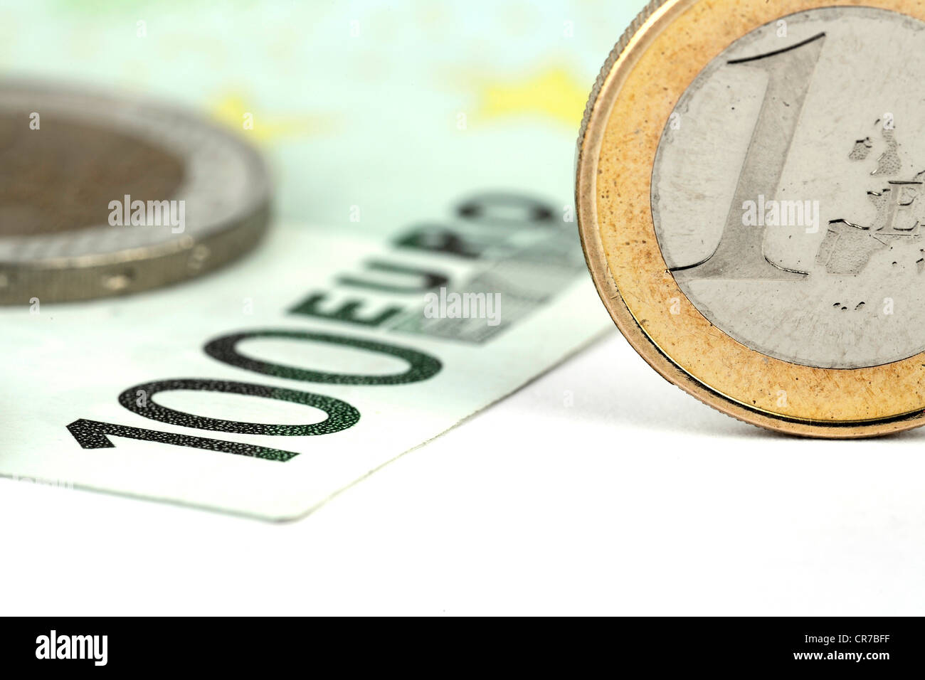 1 euro coin Euro coins 100 euro note, Coin, 1 Euro Coin, stock Photography,  objects png
