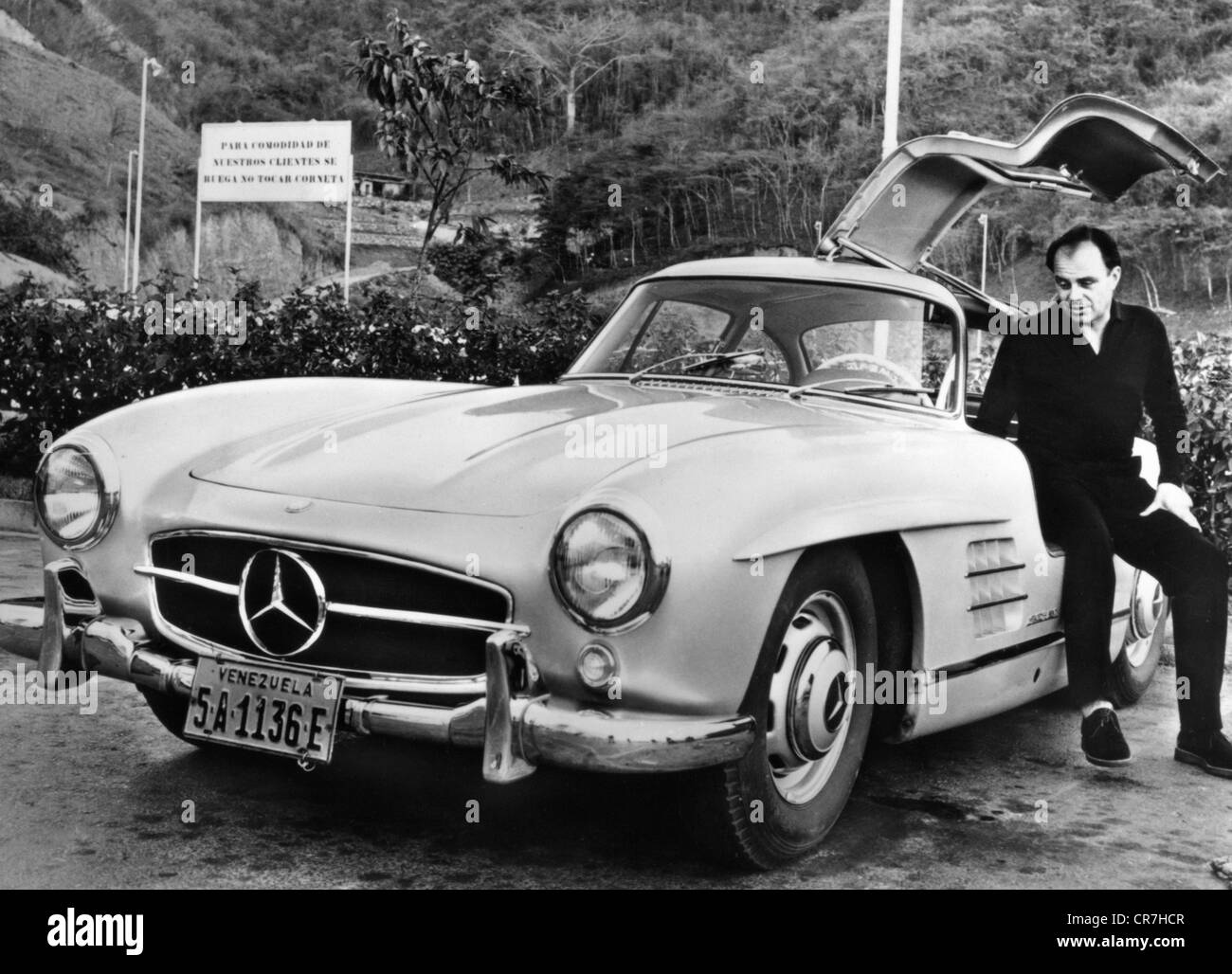 Ali Solomone Aga Khan, Prince, 13.6.1911 - 12.5.1960, Pakistani politician, with his Mercedes-Benz 300 SE, Venezuela, 1950s, Stock Photo