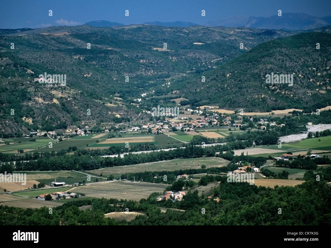 Provence alps hi-res stock photography and images - Alamy