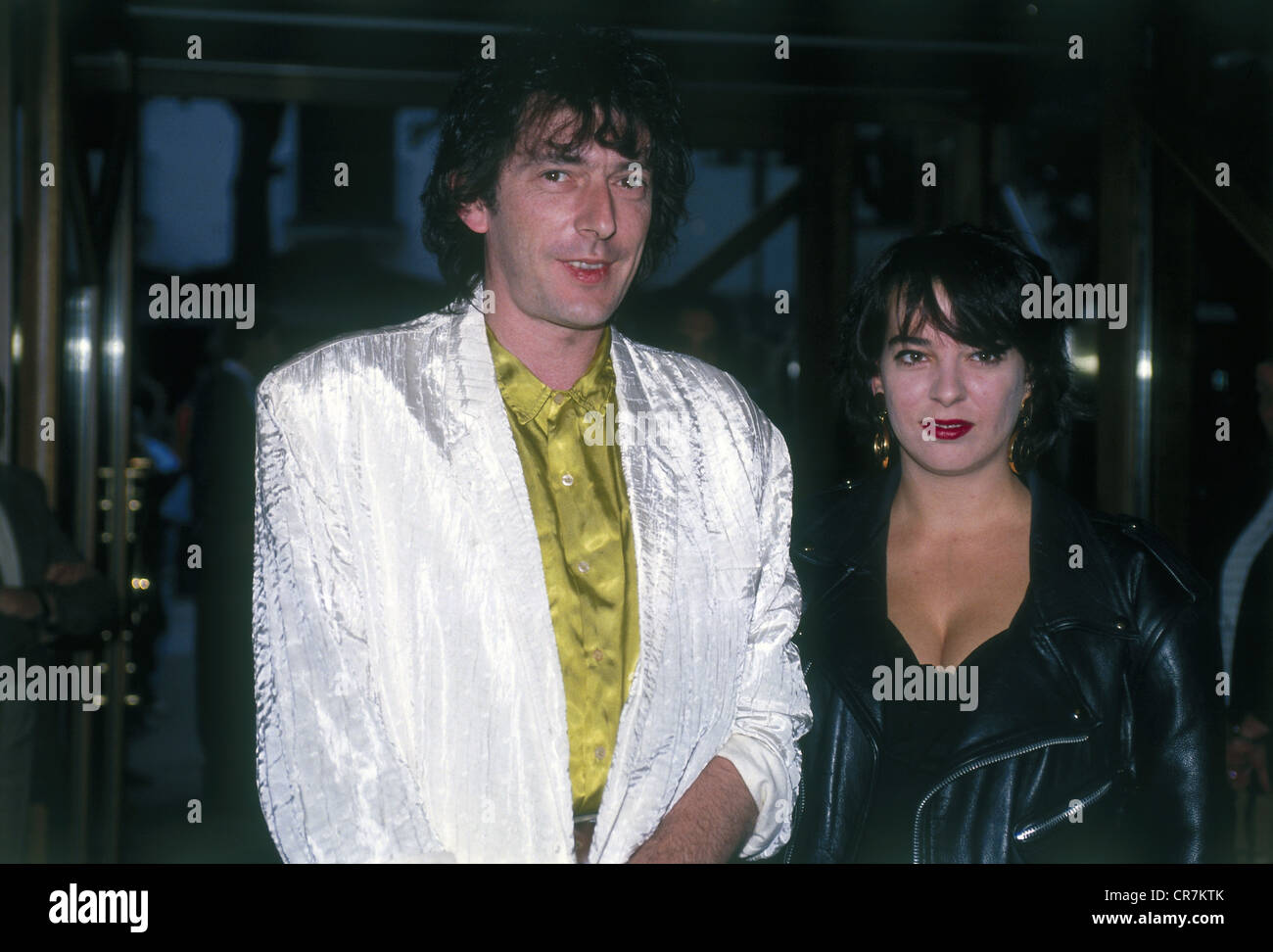 Münchner Freiheit, German band, founded 1981, singer, Stefan Zauner, with girlfriend, half length, 1980s, Stock Photo
