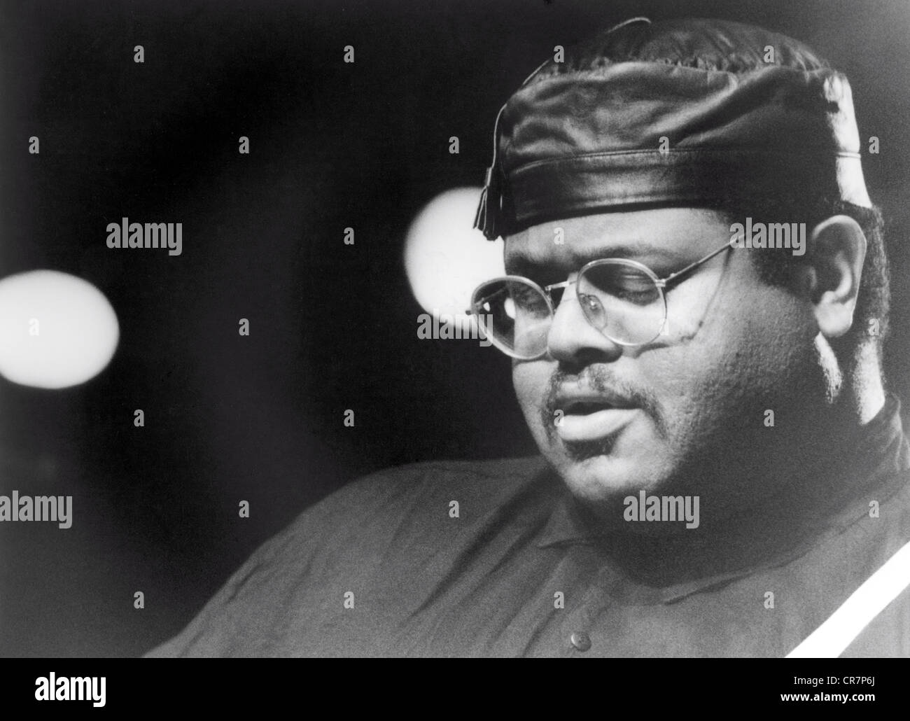 Dolphin, Dwayne, * 7.5.1963, American musician (jazz double bass player), portrait, on stage, Mannheim, 1993, 20th century, jazz musician, double bass player, bassist, leather hat, leather hats, glasses, eyeglasses, moustache, mustache, moustaches, mustaches, , Stock Photo