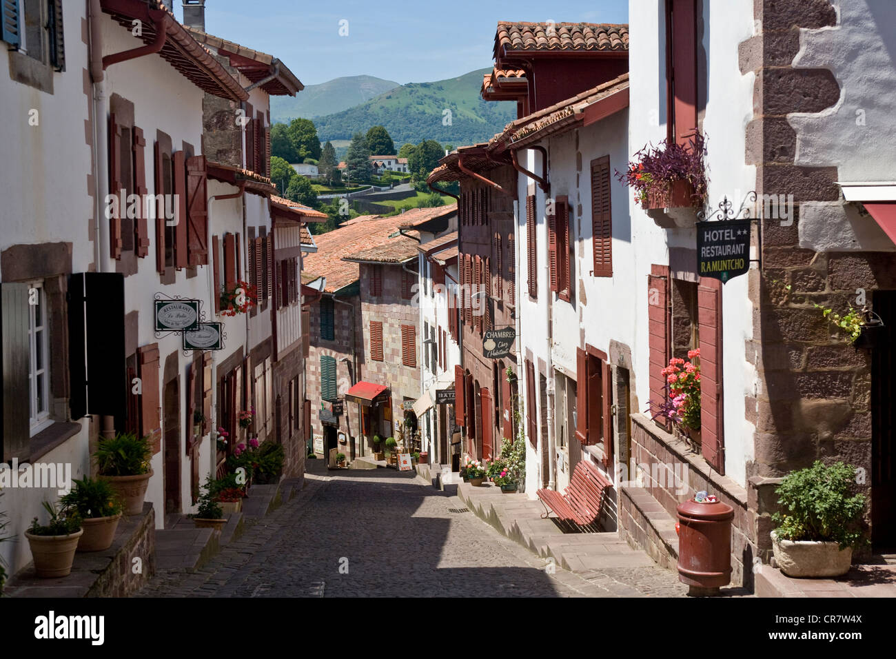 St jean pied de port hi-res stock photography and images - Alamy