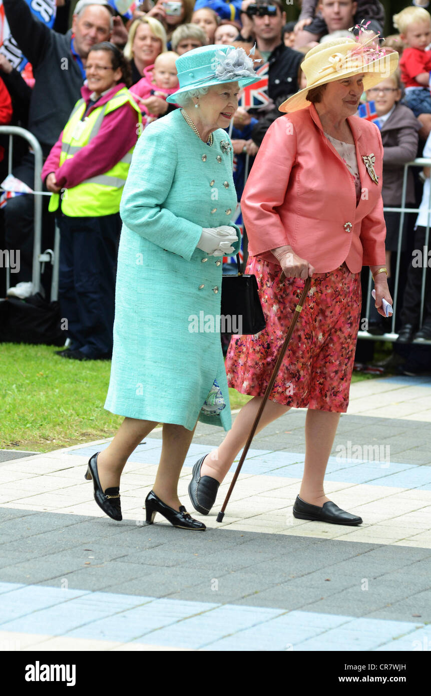 HM the Queen visiting Corby Swimming Pool, Northamptonshire, 13th June, 2012. Photo by John Robertson. Stock Photo