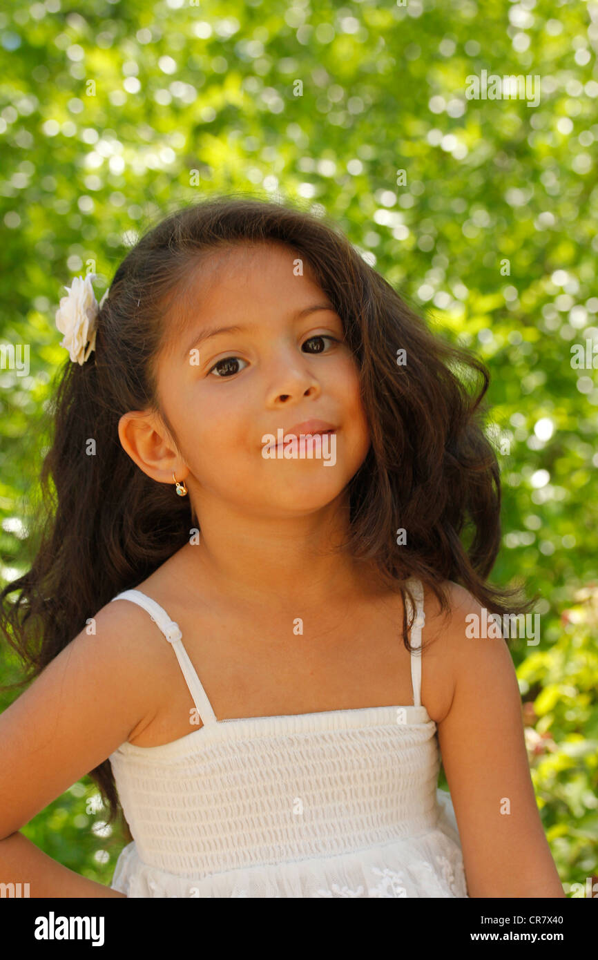 6 years old girl spanish hi-res stock photography and images - Alamy