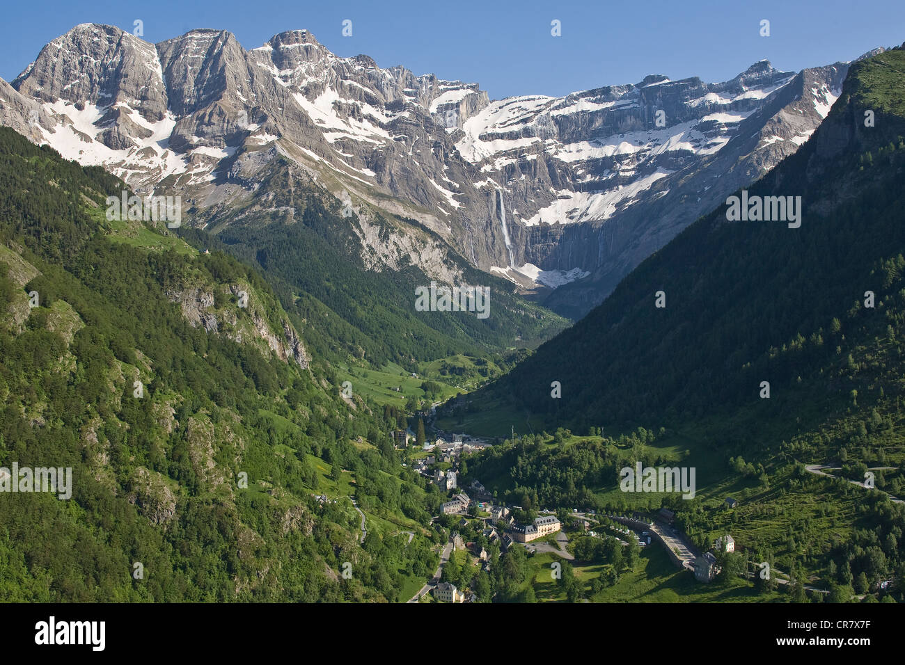 France, Hautes Pyrenees, Cirque de Gavarnie, UNESCO World Heritage Stock Photo