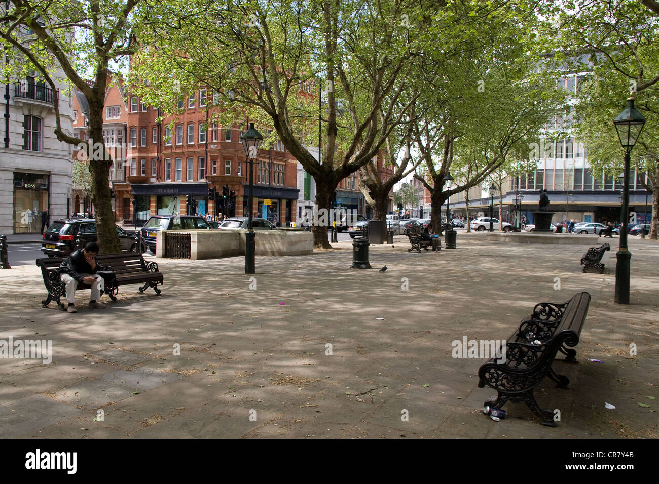 Sloane Square Chelsea Stock Photo Alamy