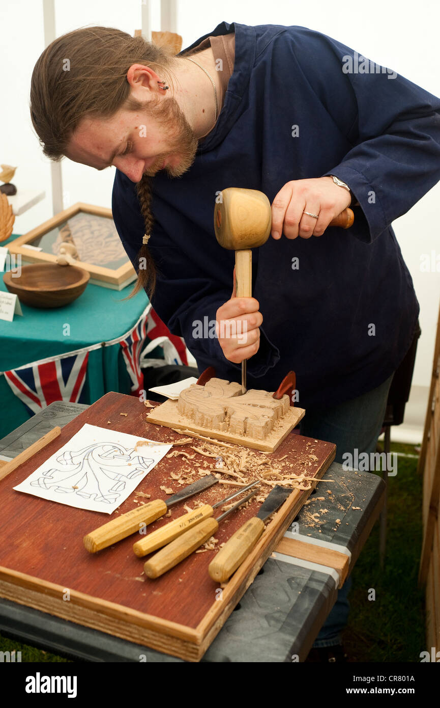 Wood carving english hi-res stock photography and images - Alamy
