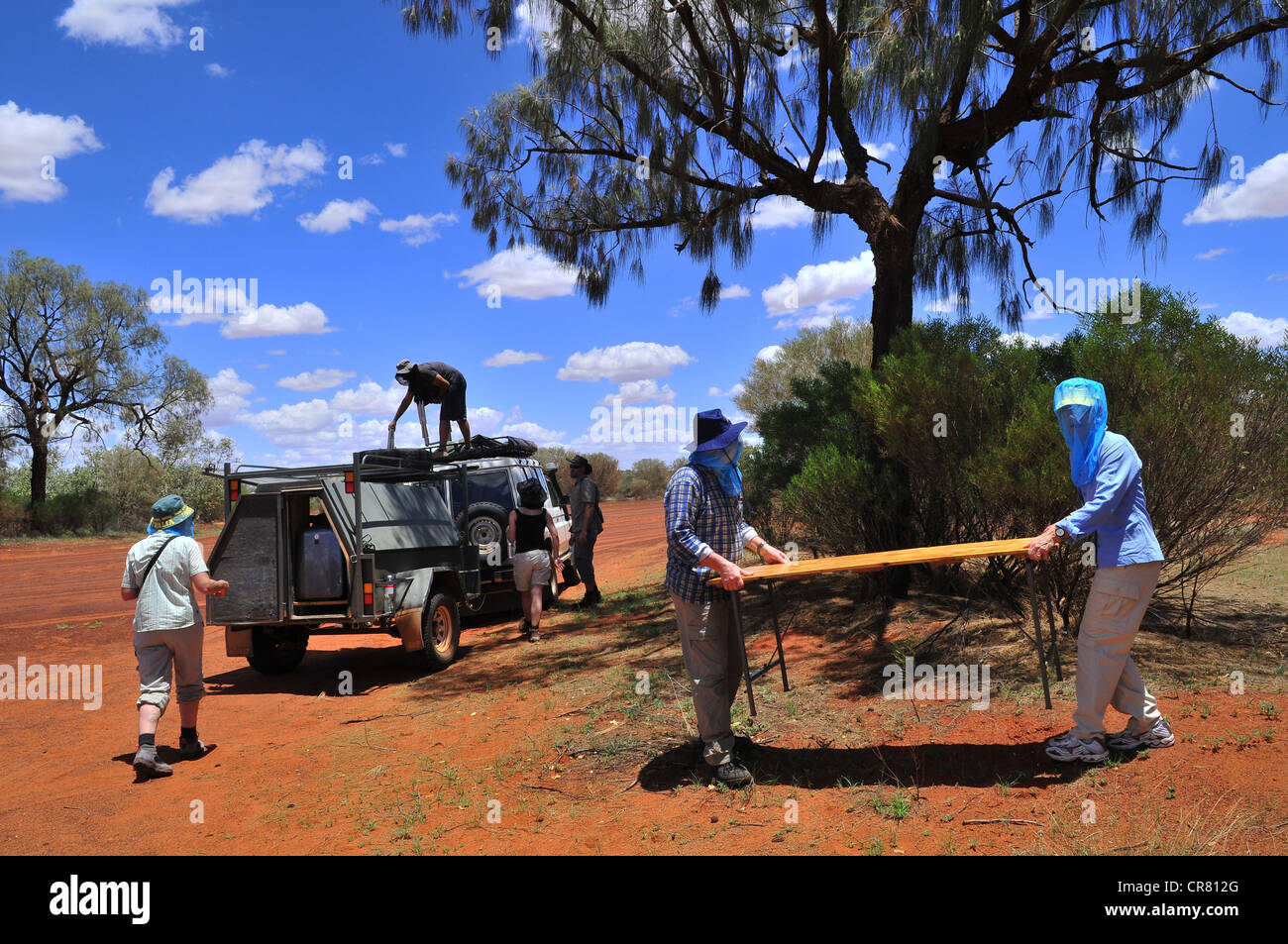 Australia, Northern Territory, Red center desert at 200 Km south of Alice Springs, pic nic along the trail of Ernest Giles Road Stock Photo