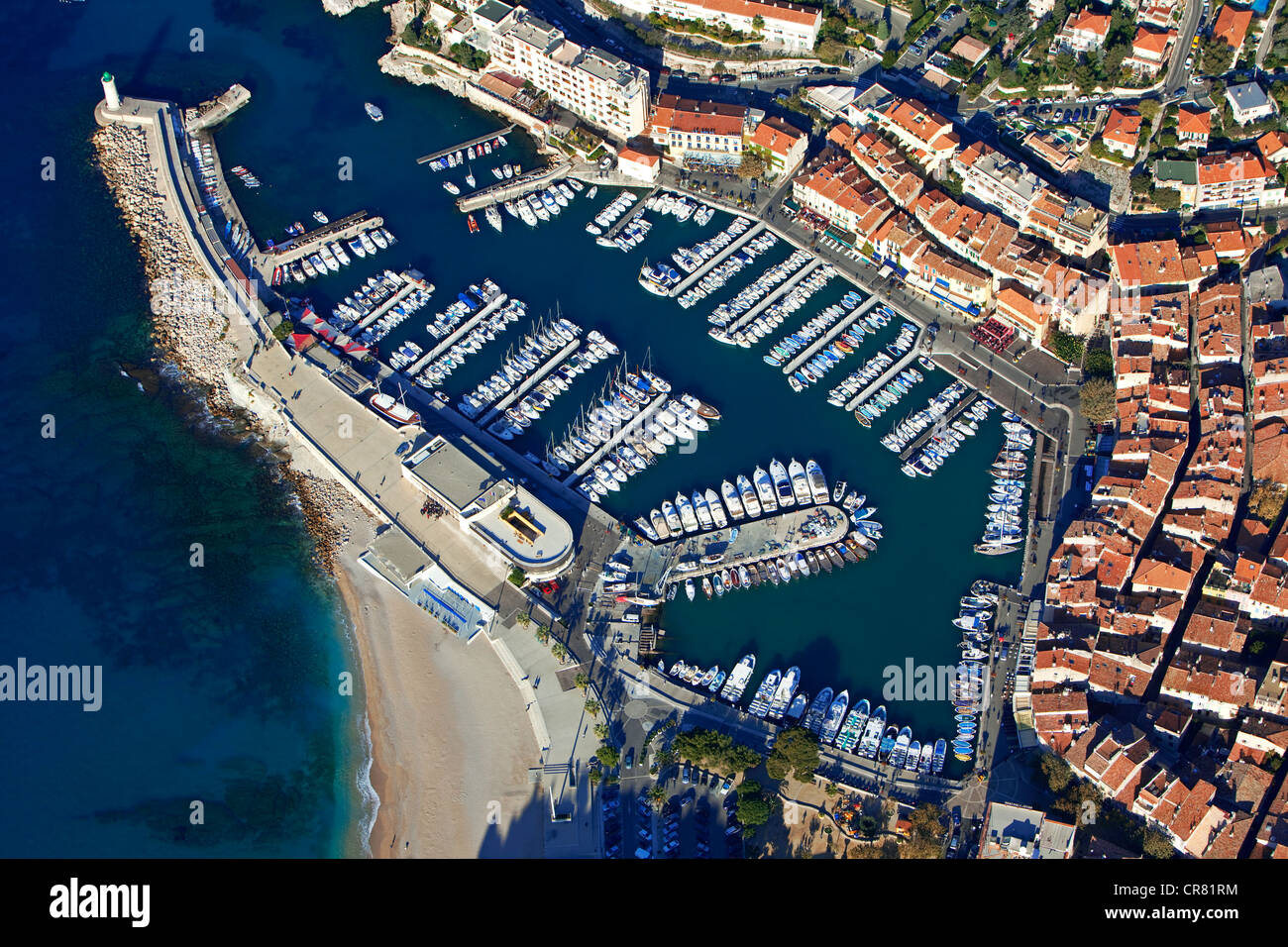 France, Bouches du Rhone, Cassis, the port and beach of Grand Large ...