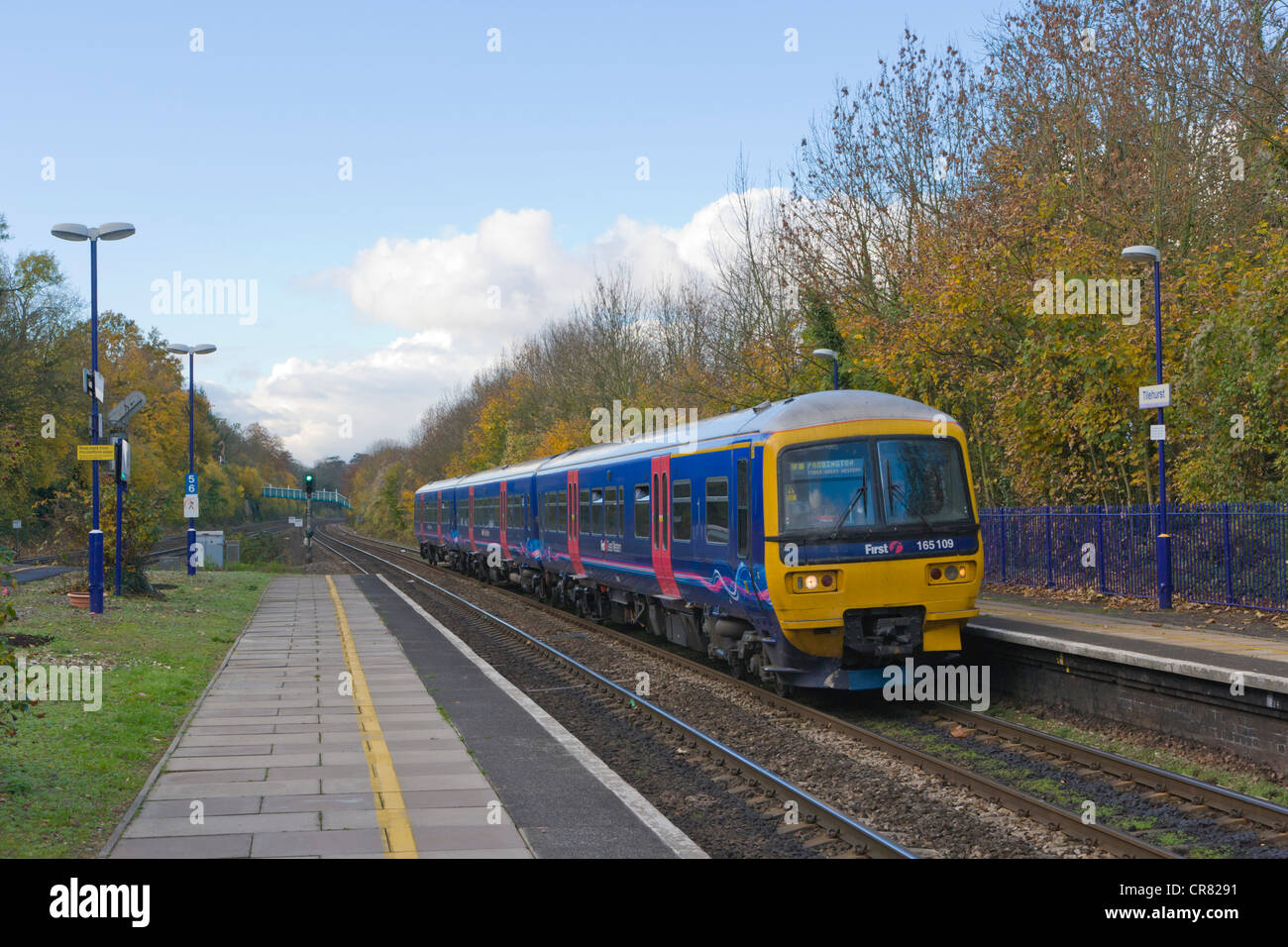 Great Western Train at Tilehurst Train Station, Berkshire, England