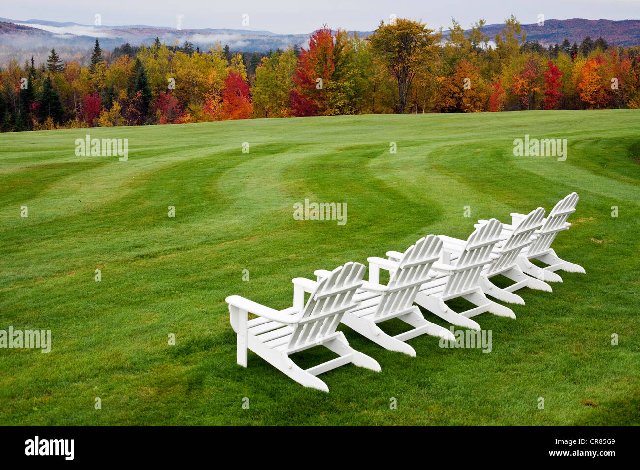 United States, New England, New Hampshire, Whitefield, luxury hotel Mountain View Grand Resort, golfing course in autumn, white Stock Photo
