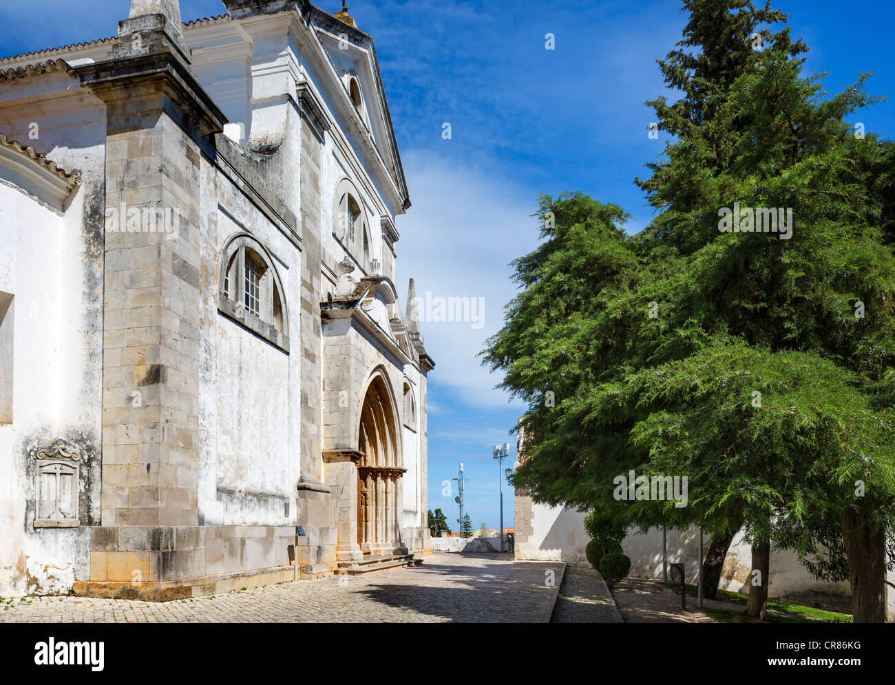 Igreja de Santa Maria do Castelo in the Old Town, Tavira, Algarve, Portugal Stock Photo