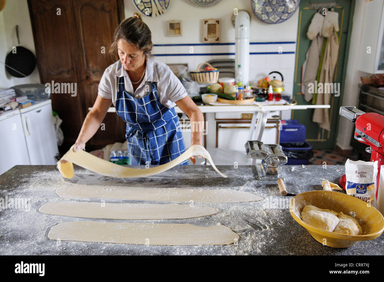 France, Gard, Barjac, Mas Escombelle, prepare fresh pasta for dinner