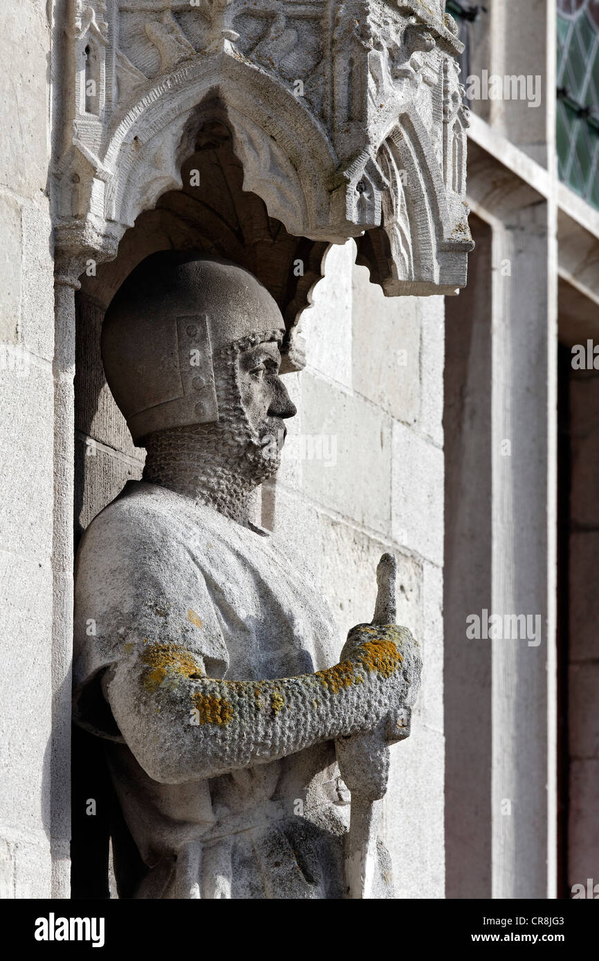Flemish Count Philip of Thiette, figure on the historic City Hall, Damme, West Flanders, Belgium, Europe Stock Photo