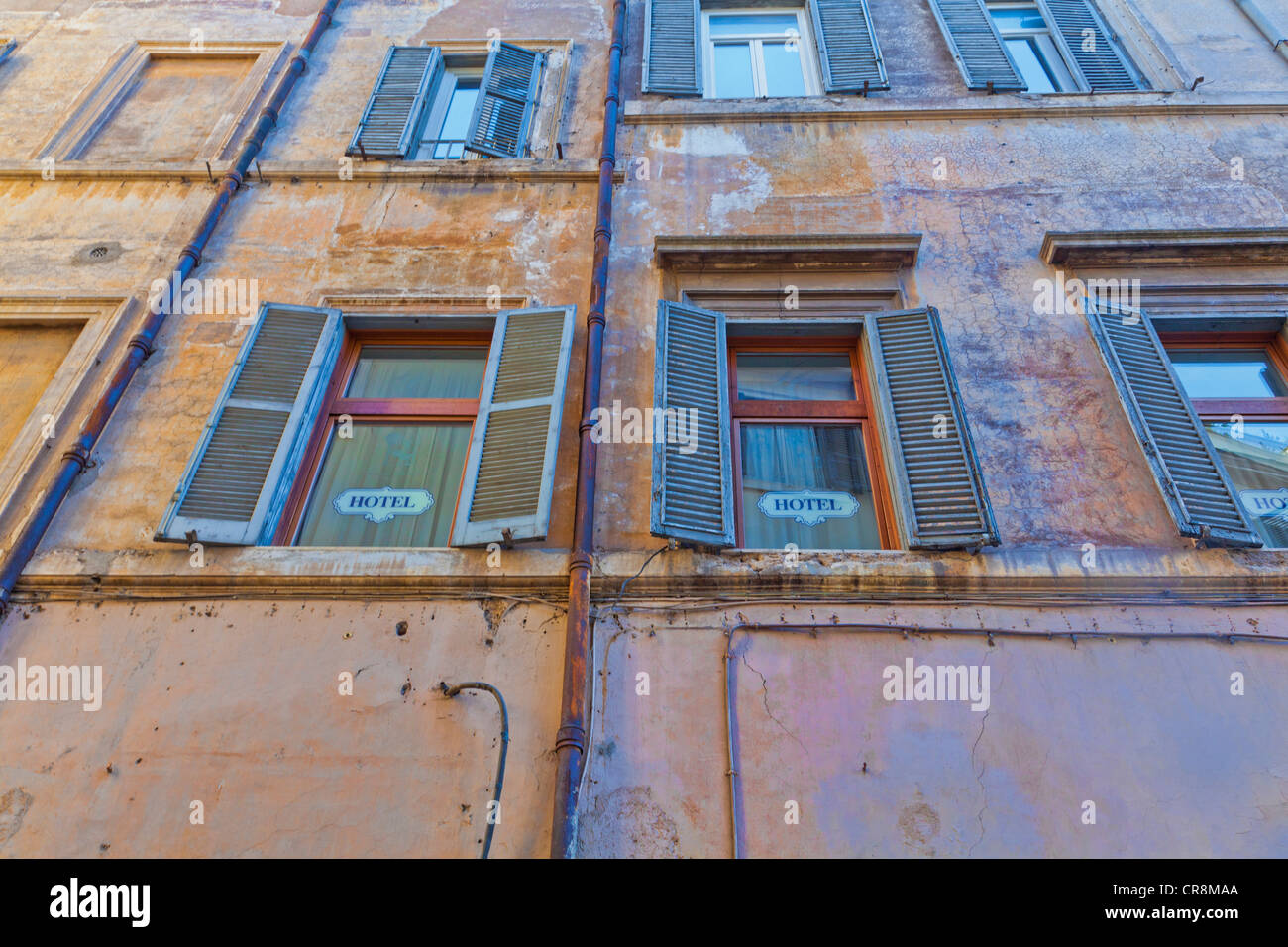 Residential building in rome hi-res stock photography and images - Alamy