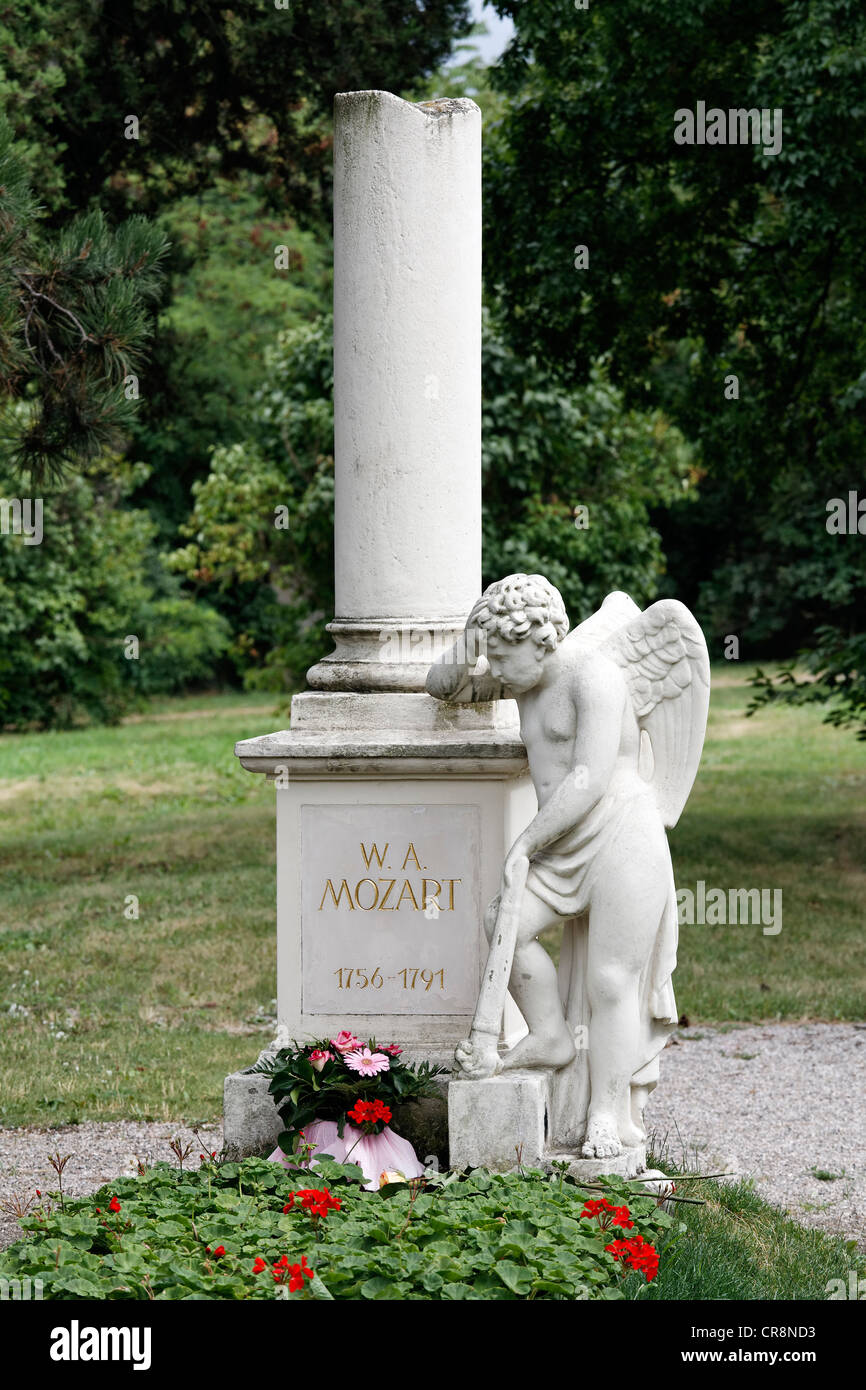 Tomb of Wolfgang Amadeus Mozart, St. Marxer Friedhof cemetery, Biedermeier-cemetery, Vienna, Austria, Europe Stock Photo