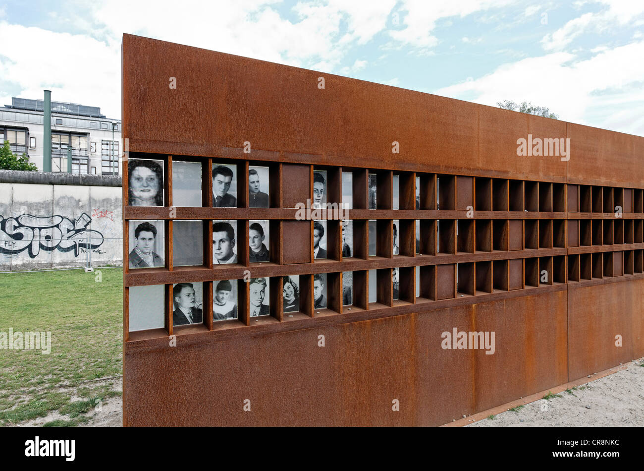 'Fenster des Gedenkens', 'Window of Remembrance' for victims of the Berlin Wall Memorial, Bernauer Strasse, Mitte quarter Stock Photo
