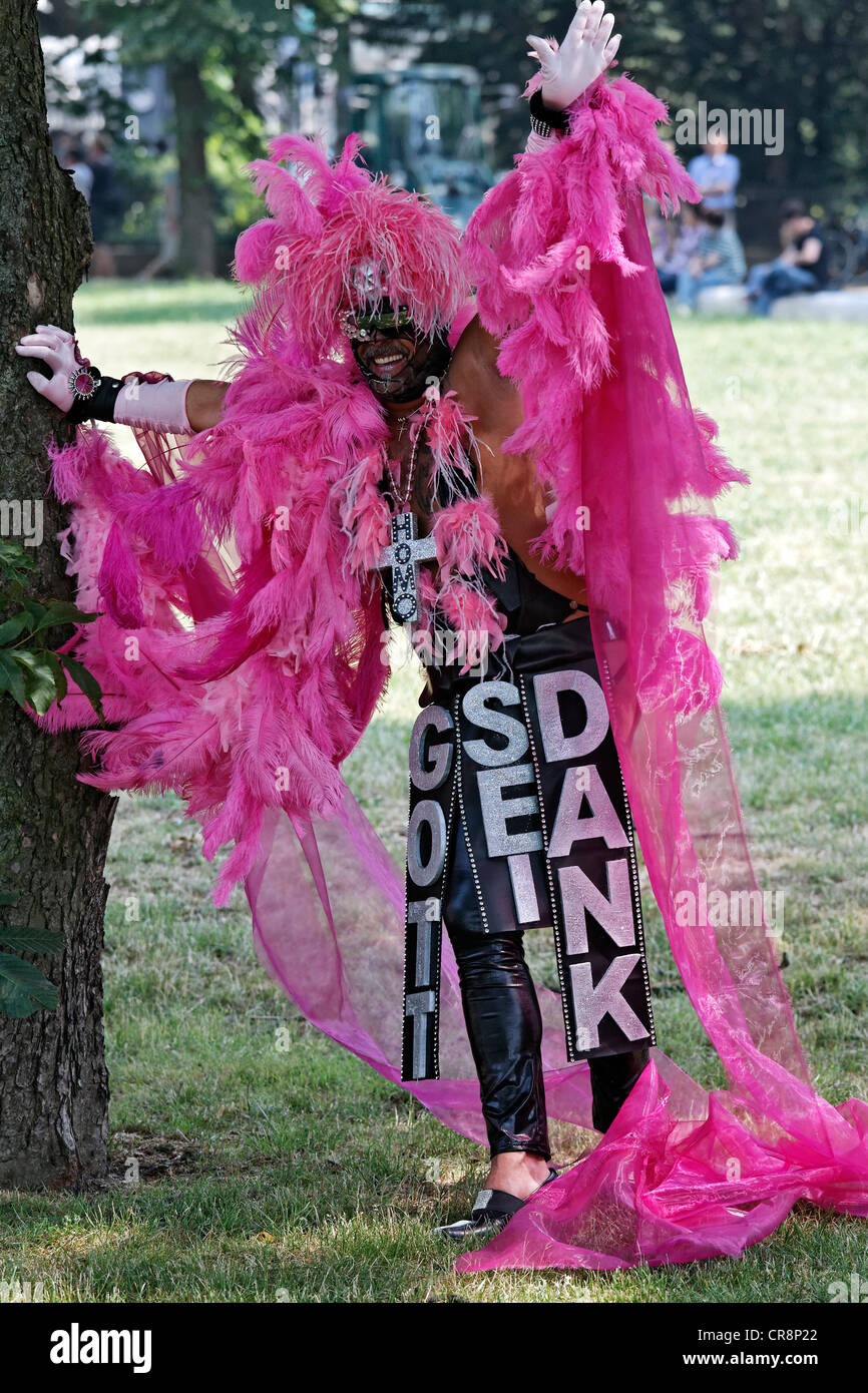 Drag queen with feather boa, Christopher Street Day in Duesseldorf, North Rhine-Westphalia, Germany, Europe Stock Photo