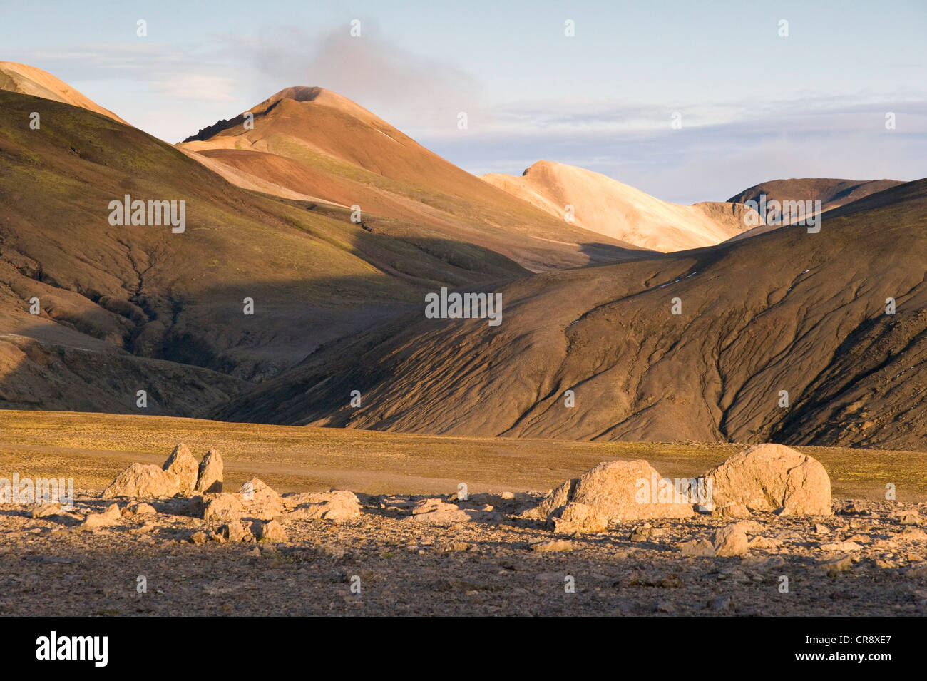 Rhyolite mountains at Vonarskarð, Sprengisandur, Central Highlands