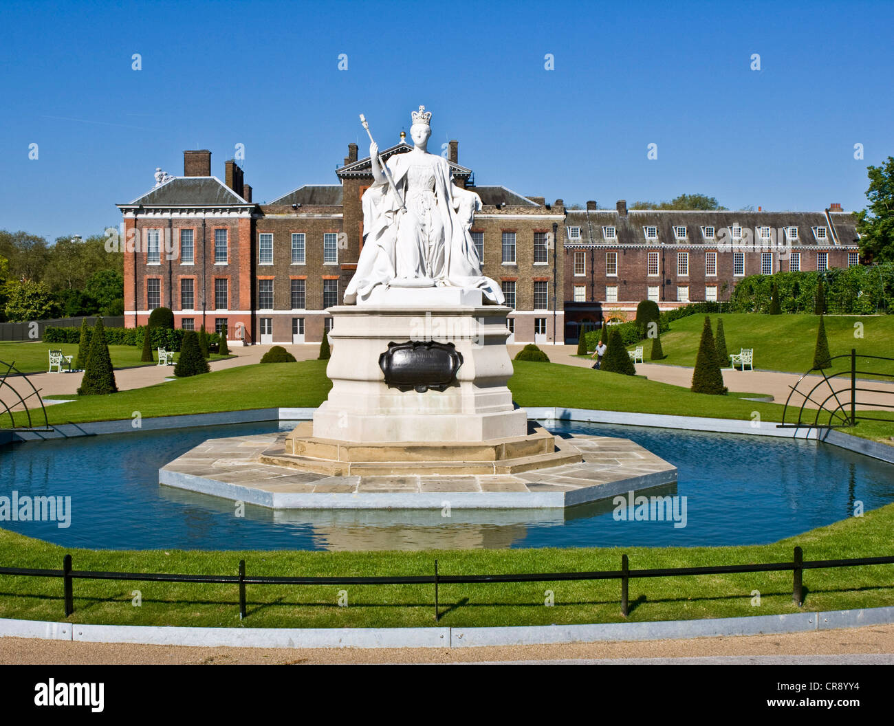 Marble statue of Queen Victoria designed by her daughter Princess