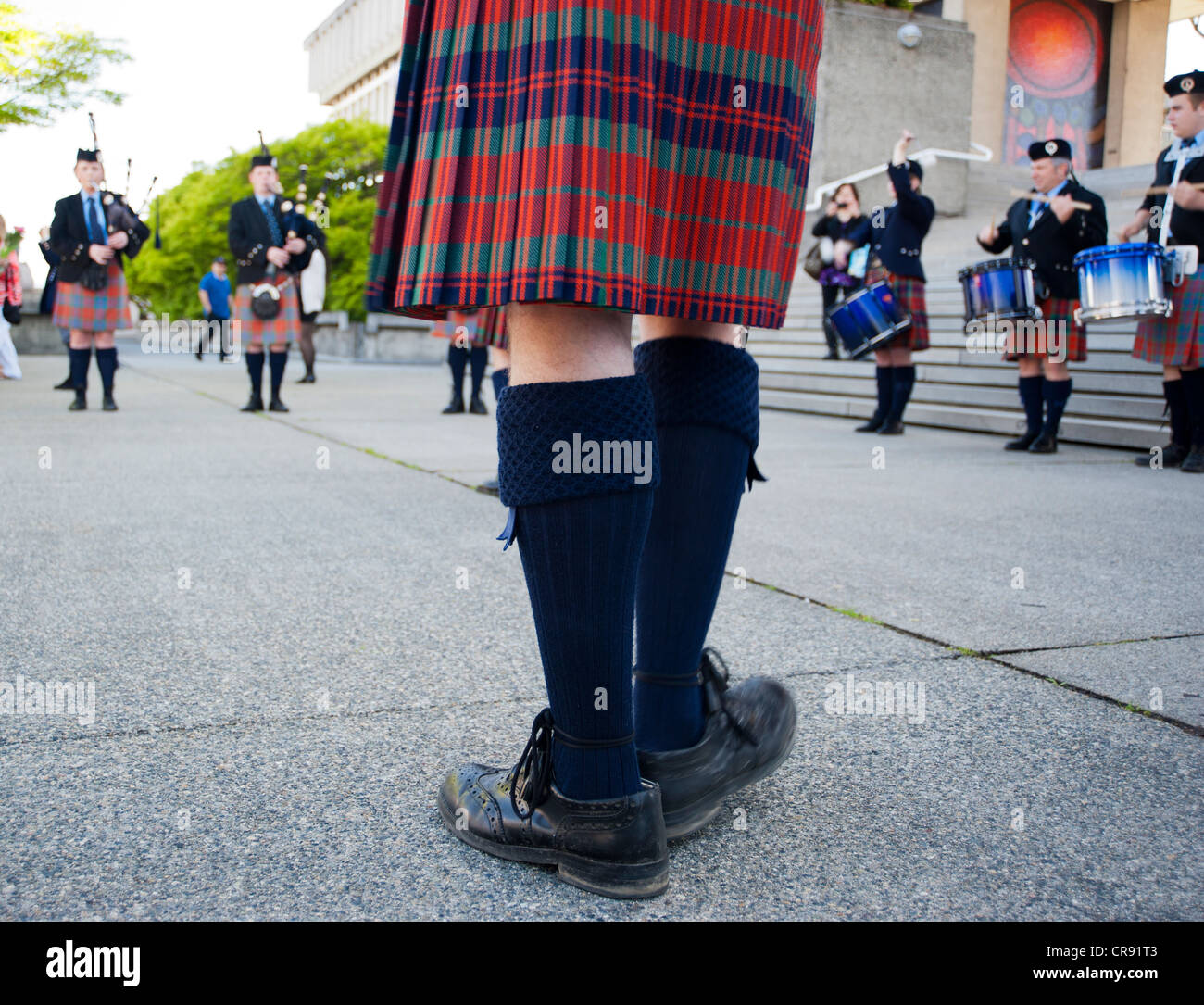 Band playing bagpipes hires stock photography and images Alamy