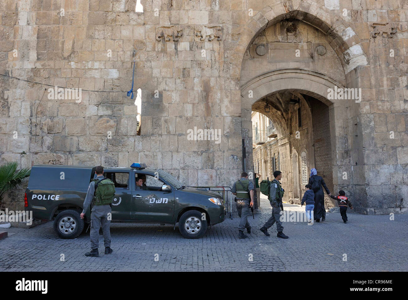 Soldiers guarding the Lion Gate, Old City of Jerusalem, Israel, Middle East Stock Photo