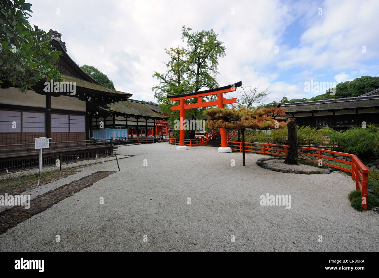 Torii gate house in Shimogamo Shrine, Kyoto, Japan, East Asia, Asia ...