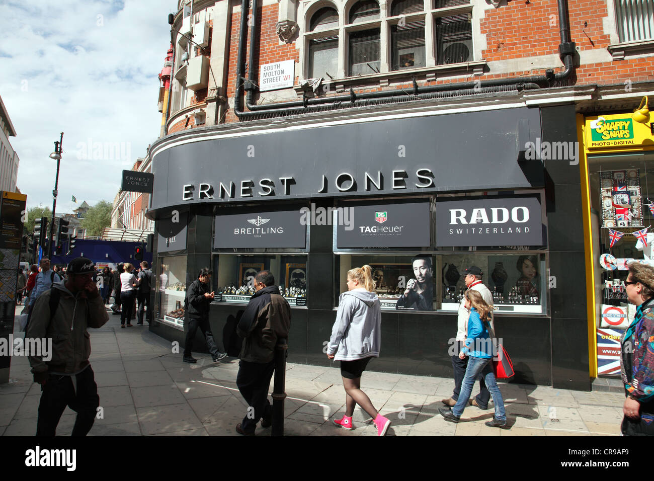 An Ernest Jones on Oxford Street, London, England, U.K. Stock Photo