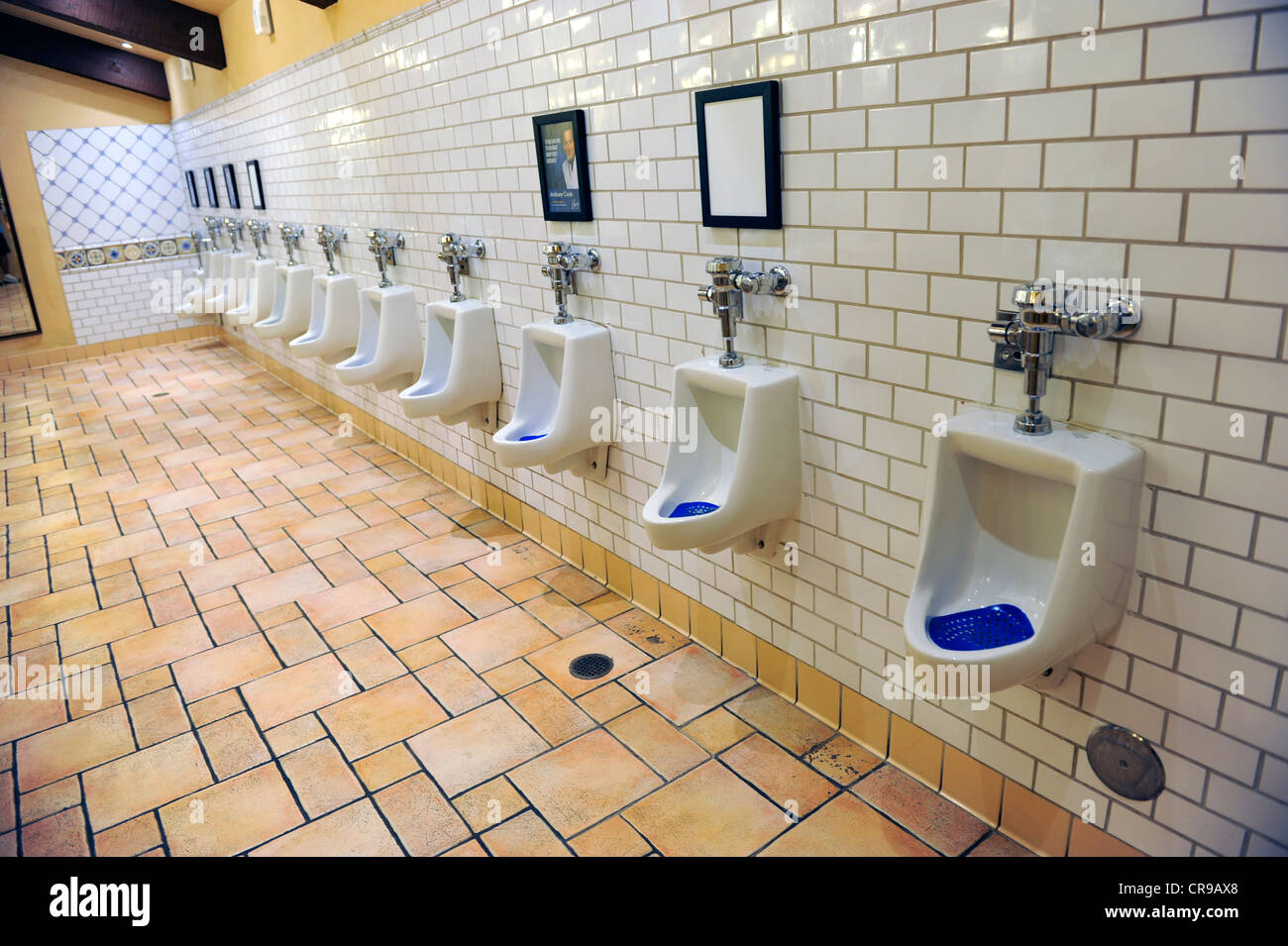 Men´s restroom hires stock photography and images Alamy