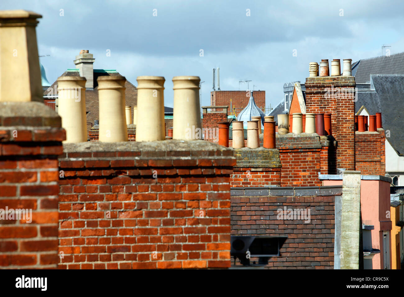 Typical chimneys on roofs of houses in Oxford, Oxfordshire, UK, Europe Stock Photo