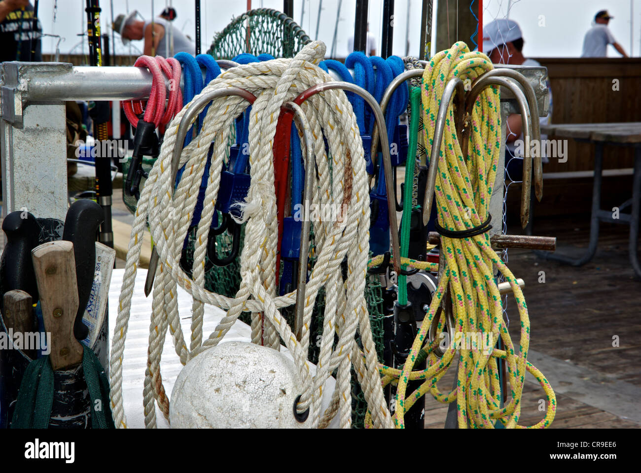 Grapple hook hi-res stock photography and images - Alamy