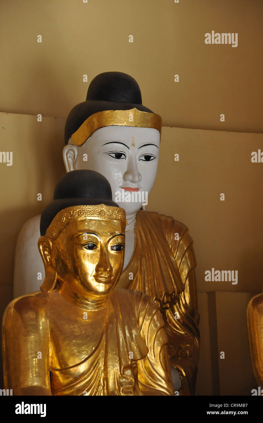 Two Buddhas statues Stock Photo Alamy