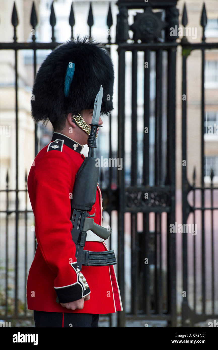 Guardsmen outside St James palace. The Mall, London, UK. Stock Photo