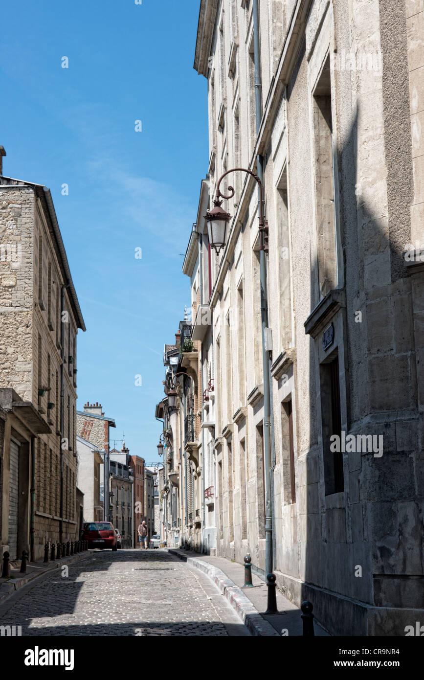 Traditional French street Stock Photo - Alamy