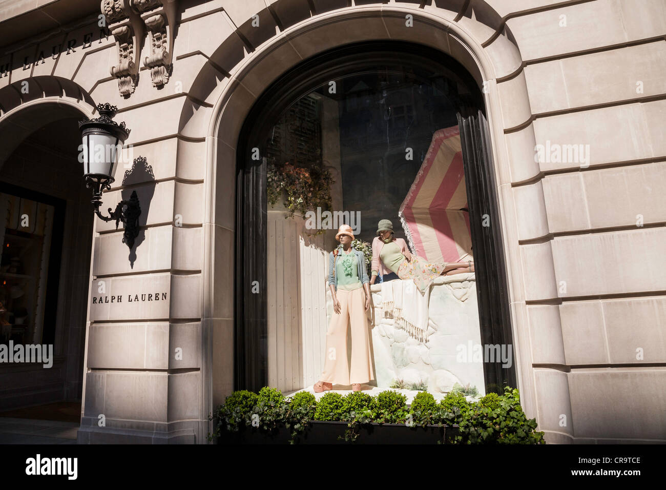 The front of Polo Ralph Lauren store in Fifth Avenue, Manhattan, New York,  USA Stock Photo - Alamy