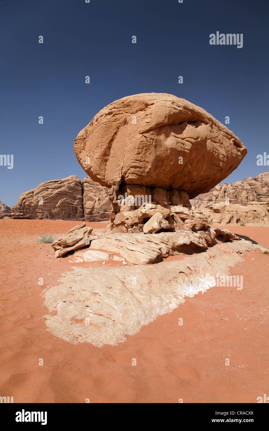 Mushroom-shaped rock formation, red sand, desert, plains, Wadi Rum, Hashemite Kingdom of Jordan, Middle East, Asia Stock Photo
