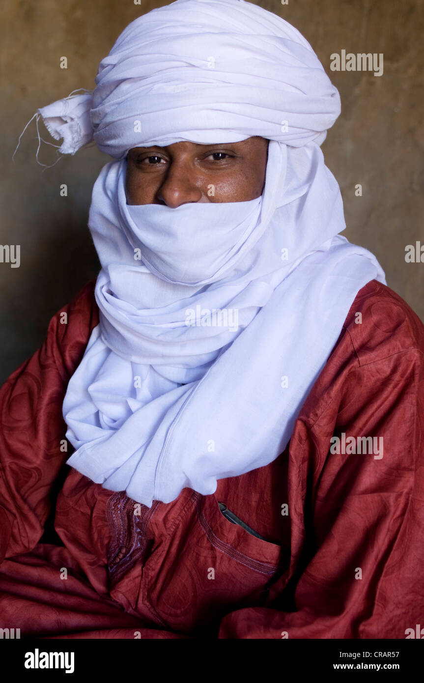 Indigenous Tuareg man, portrait, Algeria, Africa Stock Photo