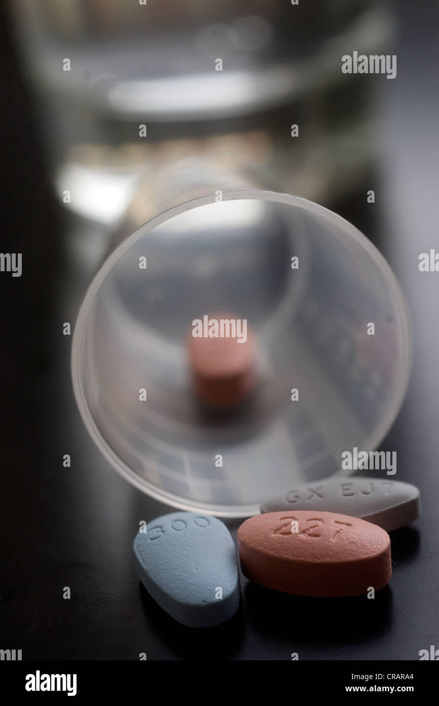 Antiretroviral Drugs High Resolution Stock Photography and Images - Alamy