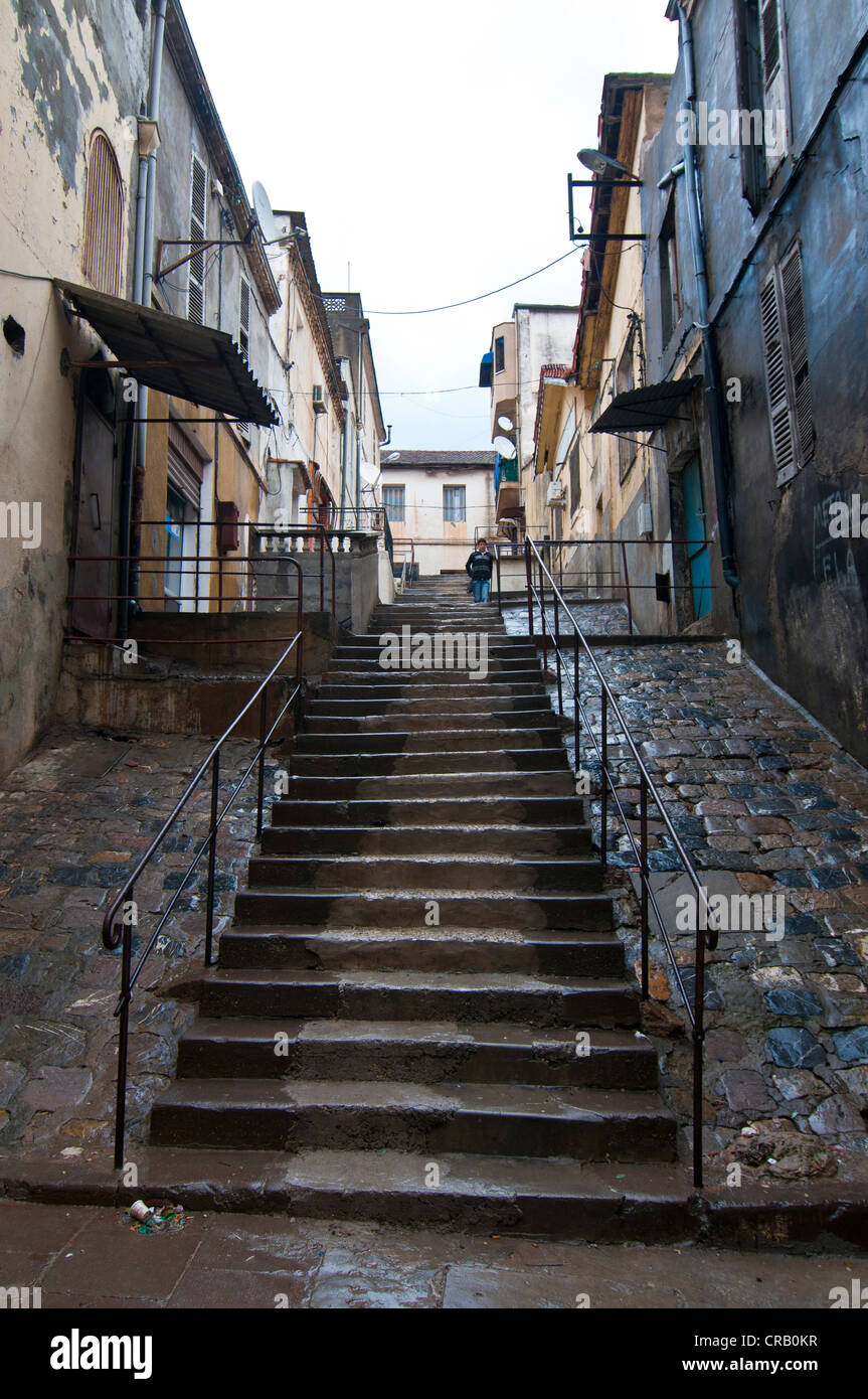 Architecture steep stairs hi-res stock photography and images - Alamy