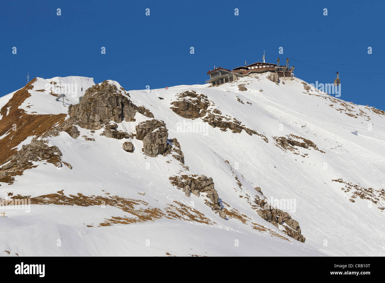 Peak station of the Nebelhorn funicular and observation platform Stock Photo