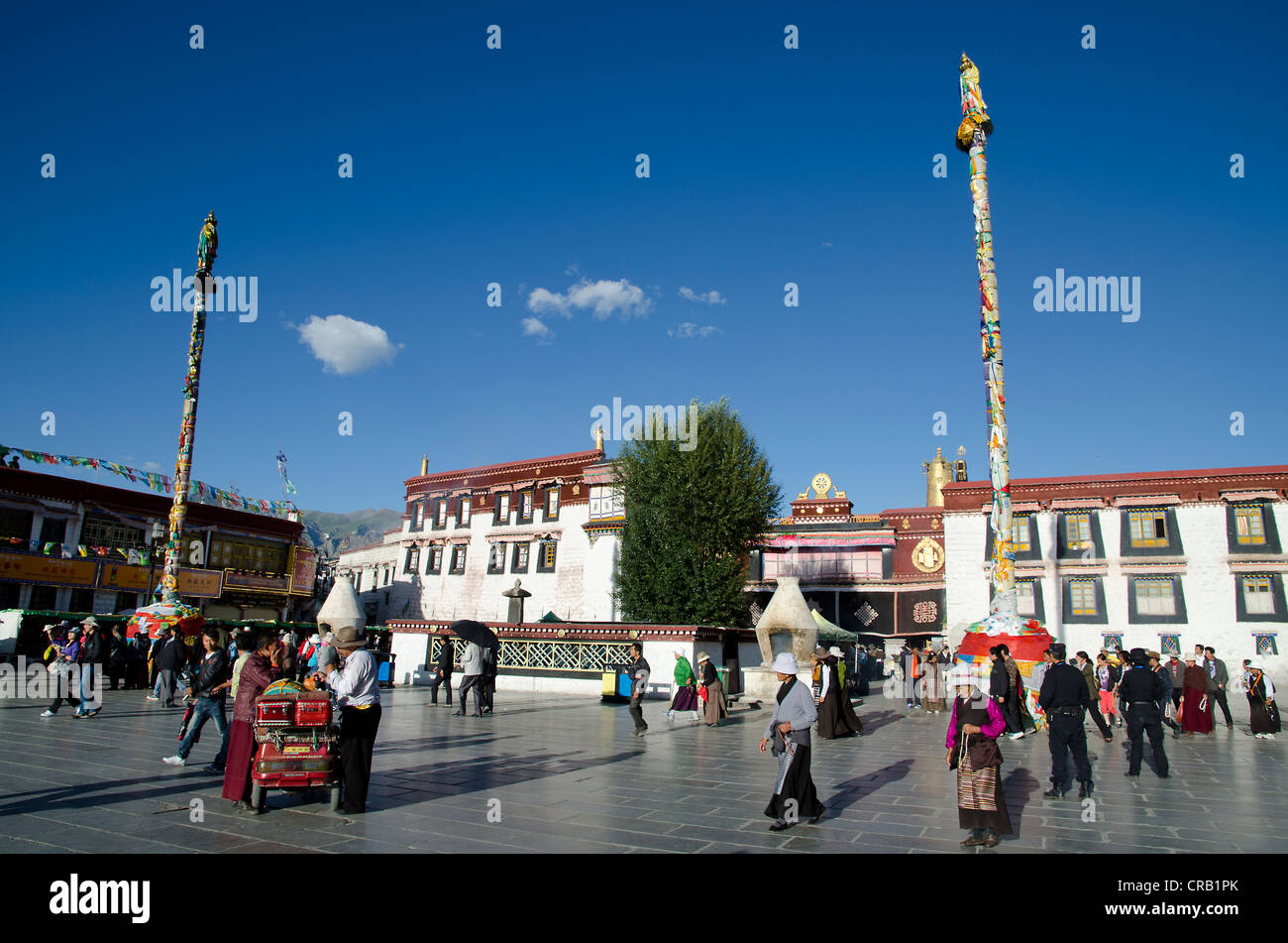 Tibetan Buddhism, pilgrims and monks in front of Jokhang Temple, Tibet's most holy temple, Barkhor, Lhasa, Tibet, China, Asia Stock Photo