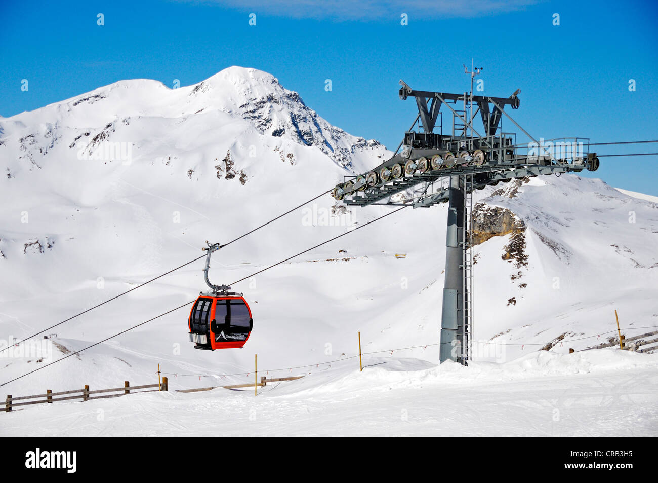 Gondola of the Grossglockner Panoramabahn cable car on Mount Schareck, National Park Hohe Tauern, Carinthia, Austria, Europe Stock Photo