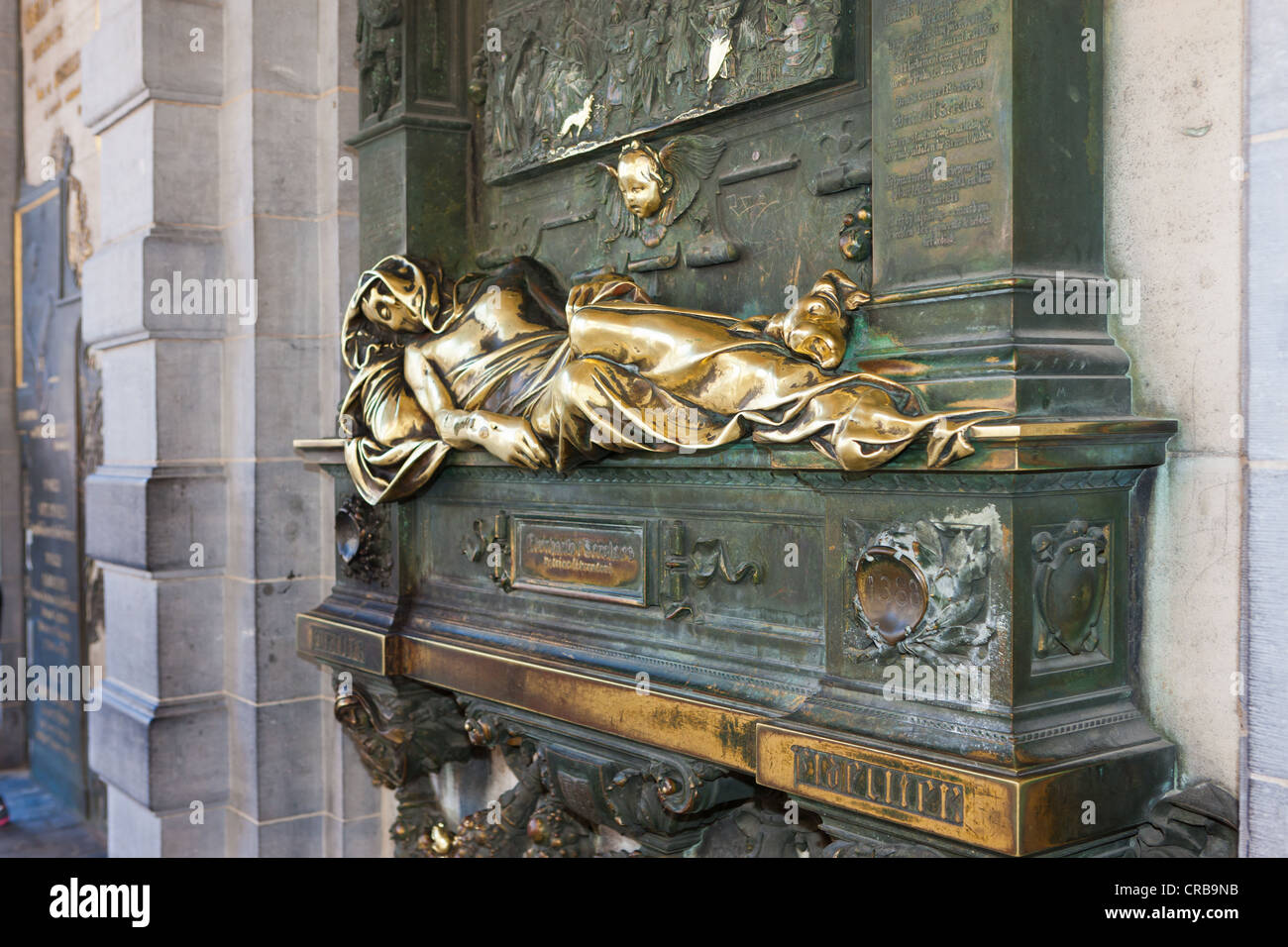 Everard t'Serclaes religious monument at the corner of Grand Place, Grote Markt square, UNESCO World Heritage Site, Brussels Stock Photo