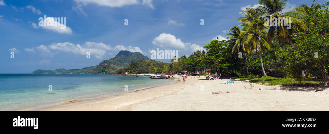 Palm beach, Golden Pearl Beach, Ko Jum or Koh Pu island, Krabi, Thailand, Southeast Asia Stock Photo